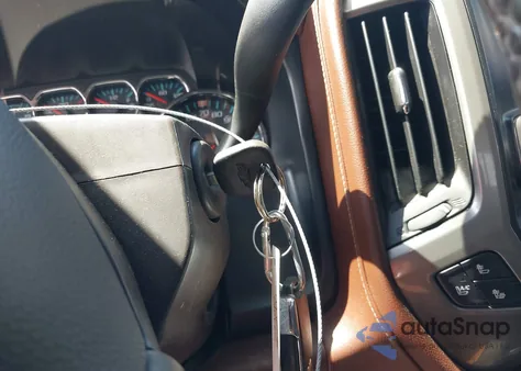 2015 Chevrolet Silverado K2500 High Country из США, поврежденный, VIN 1GC1KXE89FF574690